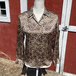 4/$20 zanella cheetah print button down blouse